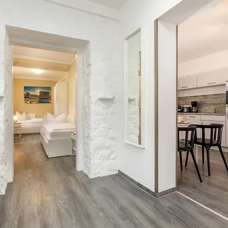 Strandlaeufer In Der Residenz Clara Sophia * בינץ